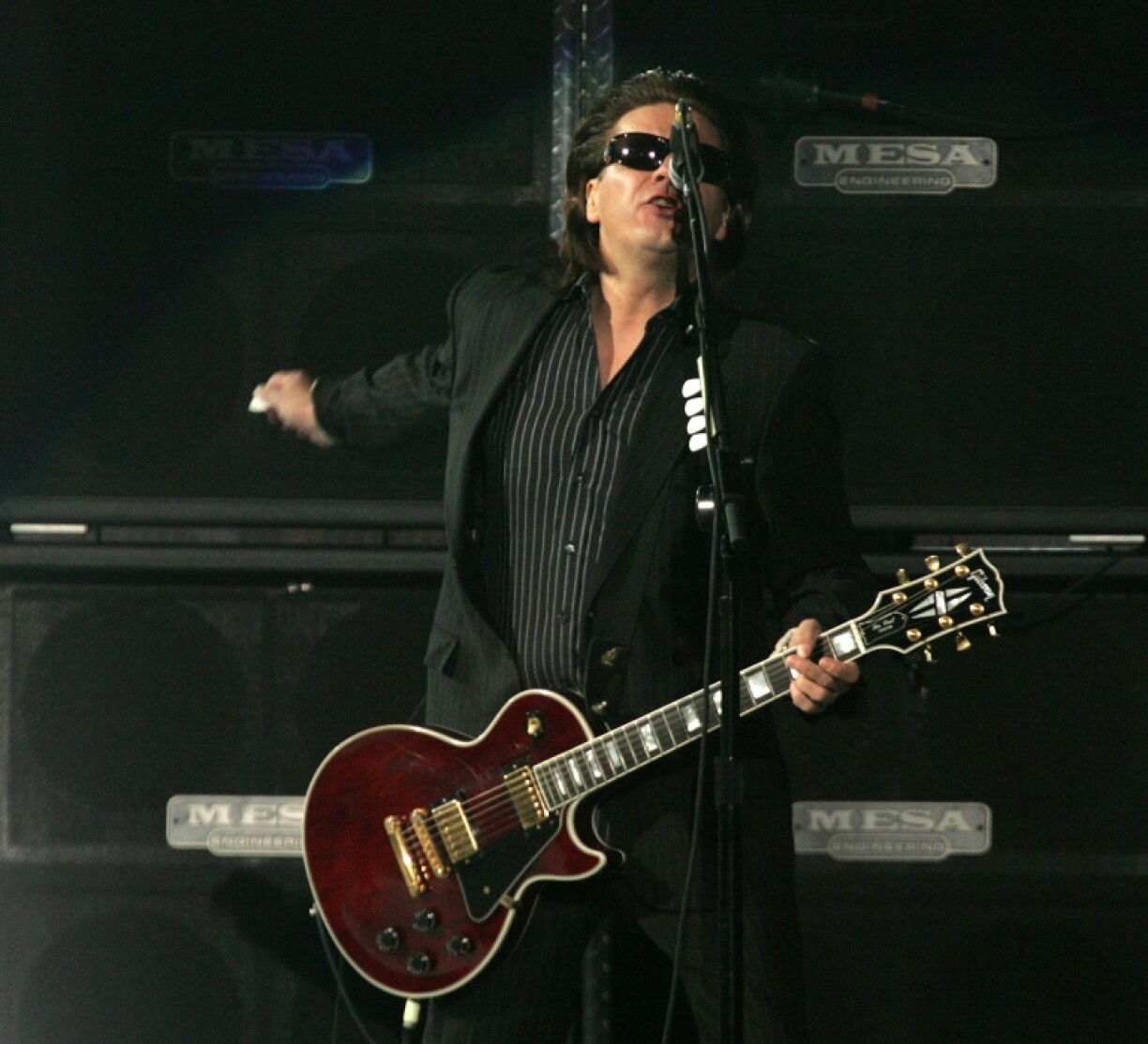 Andy Taylor pendant un concert de Duran Duran à Las Vegas, en octobre 2005
