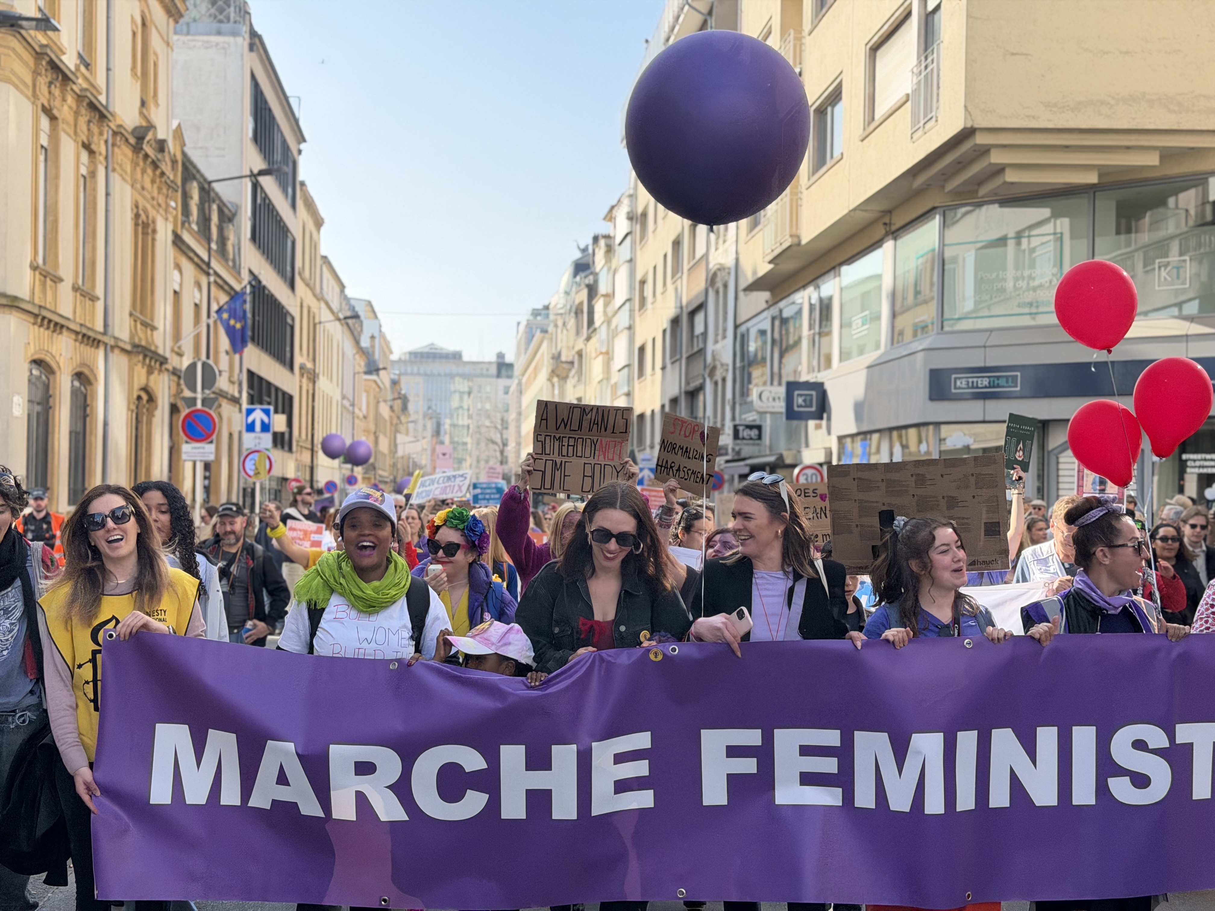 Gender inequalities in healthcare: Thousands join feminist march in Luxembourg on International Women's Day
