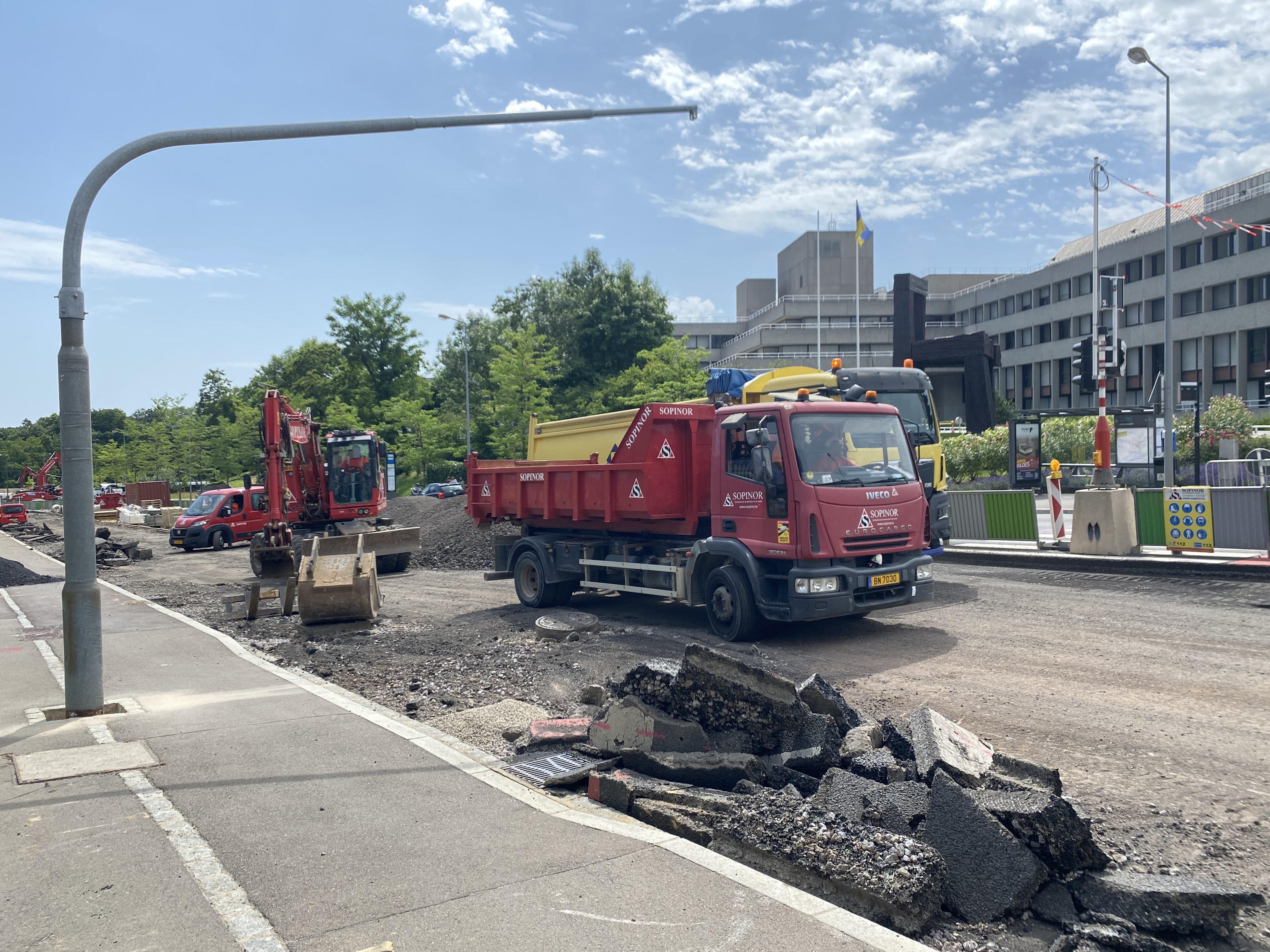 Gréissere Chantier vu Luxtram um Kierchbierg: Tramslinn ass vum 22. Juli owes u bis den 9. August ënnerbrach