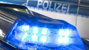 Tragescht Ongléck: Bam op Grupp vu Leit gefall: 3 Doudesaffer bei Ouschter-Ausfluch zu Freiburg