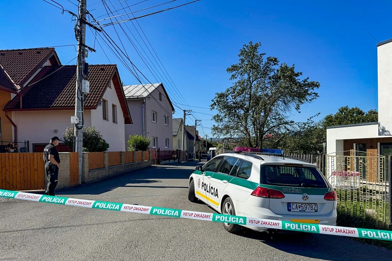Slovaquie: Une enseignante tuée et deux blessées dans une attaque au couteau dans une école