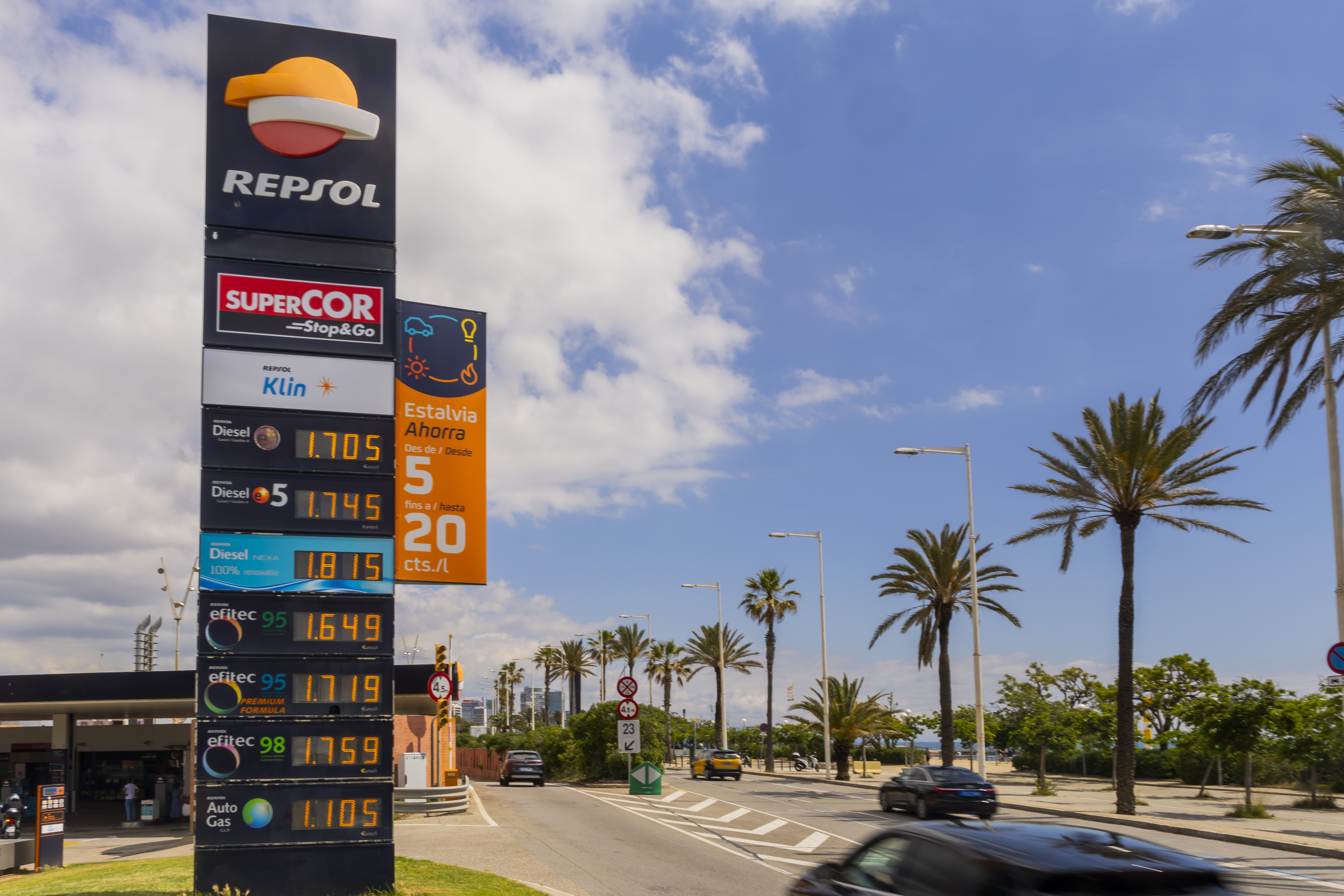 Espagne : Vers une remise de 20 centimes par litre sur l'essence et le diesel en octobre