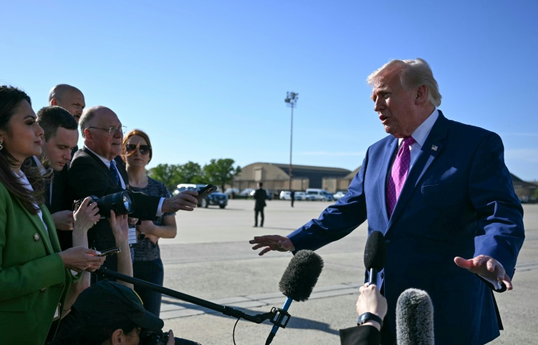États-Unis: Des journalistes de CNN et d'autres médias empêchés d'accéder à la Maison Blanche