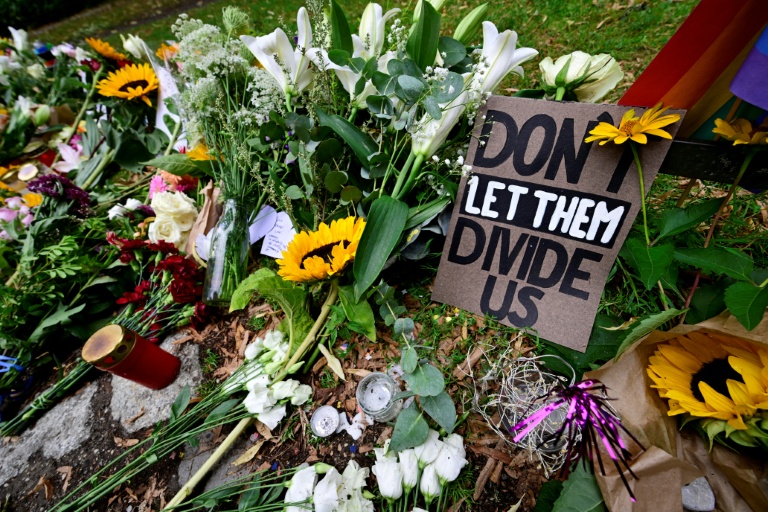 Gay pride endeuillée: Après l'attentat, Berlin promet un tour de vis sécuritaire