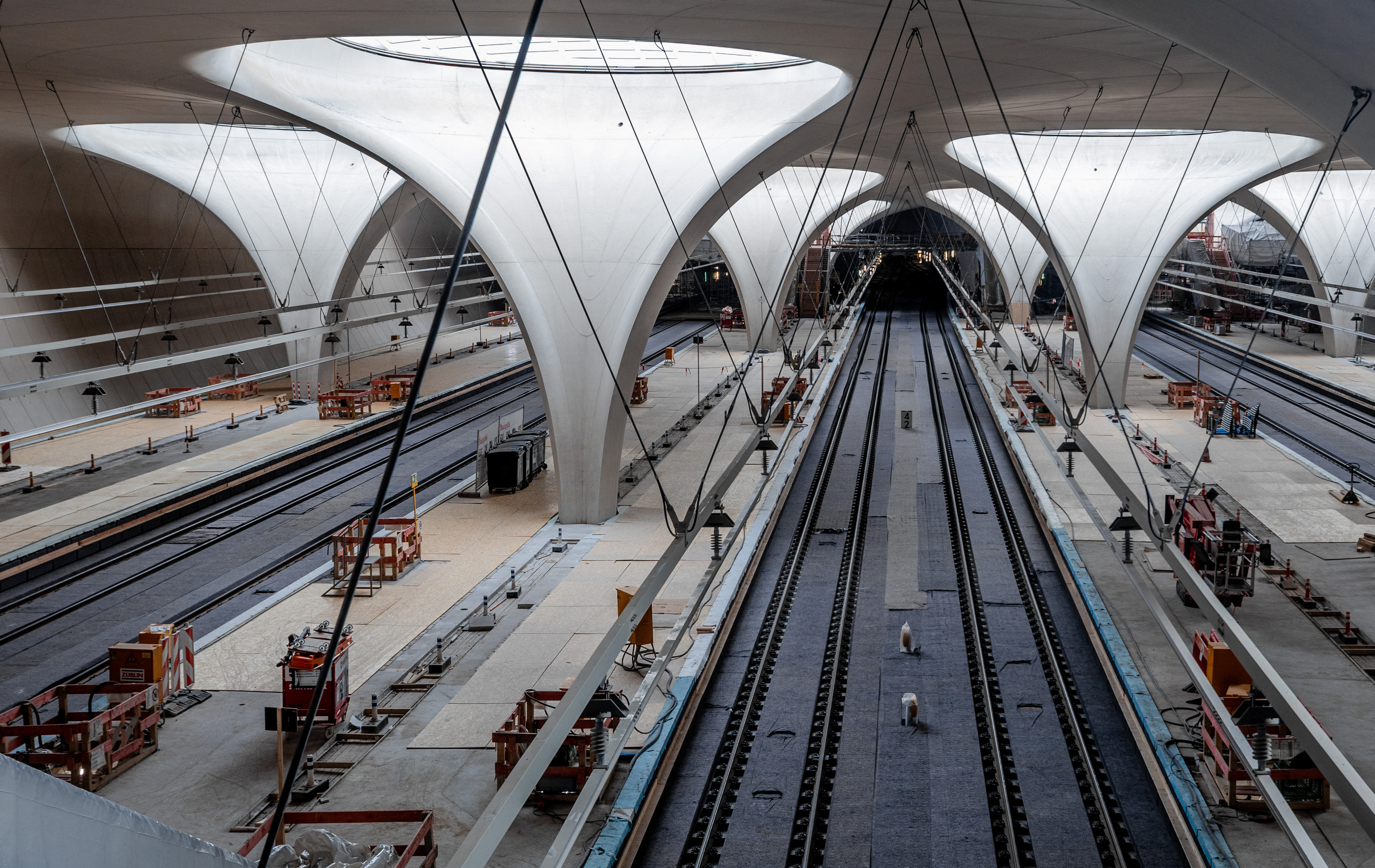 Op en Neits Retard: D'Gare "Stuttgart 21" soll réischt 2031 